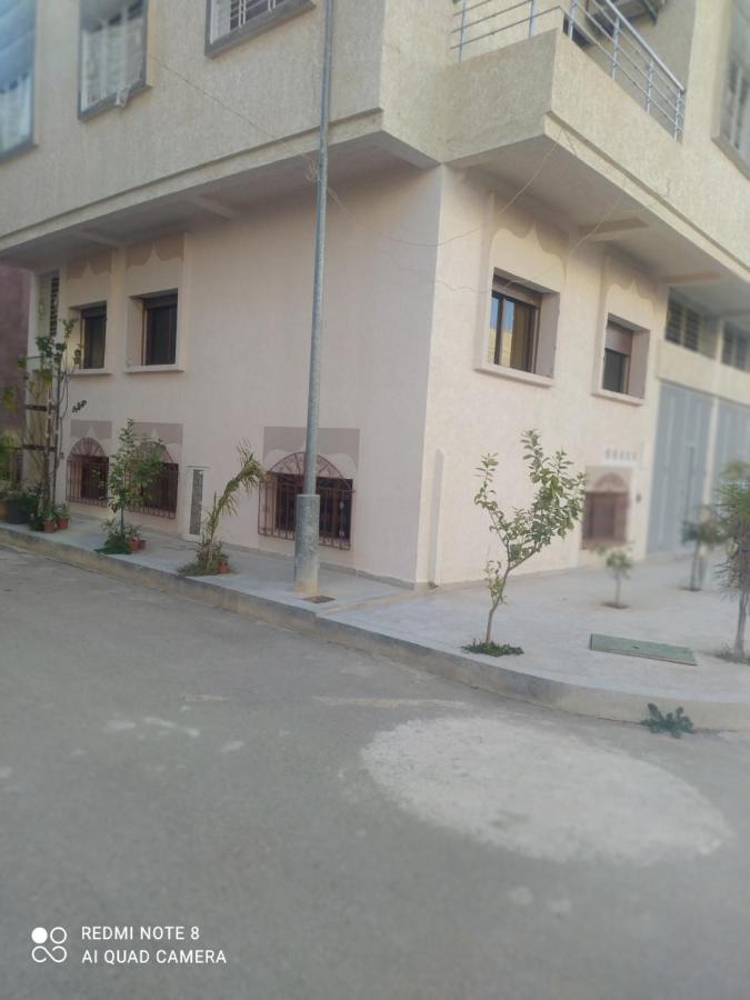Appartamento Duplex Pour Famille Seulement Fez Esterno foto
